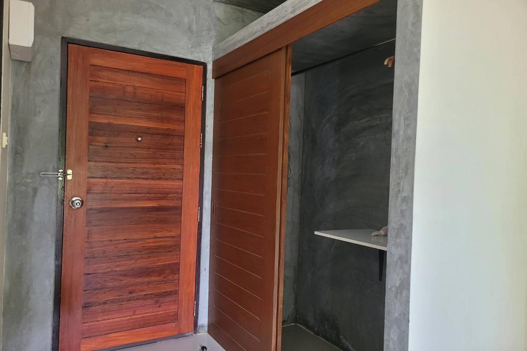 Snooze Inn Phuket - Free Shuttle To Bang Rong Pier Pa Khlok Exterior photo
