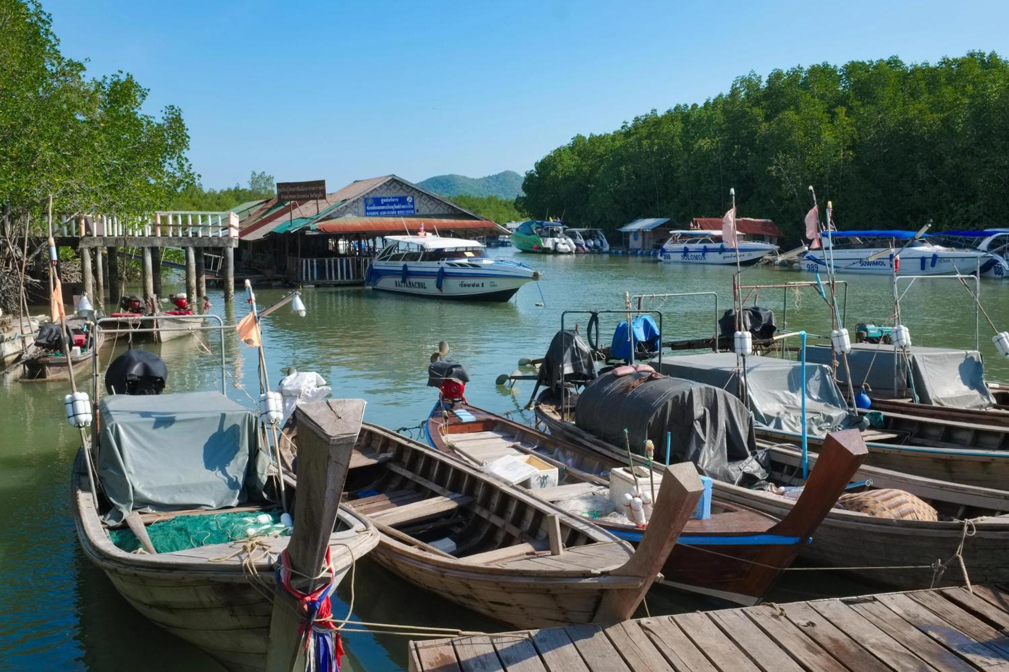 Snooze Inn Phuket - Free Shuttle To Bang Rong Pier Pa Khlok Exterior photo